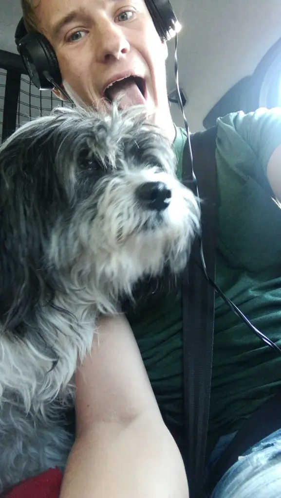 Andachtsbild von Christine mit Lucky im Herzen