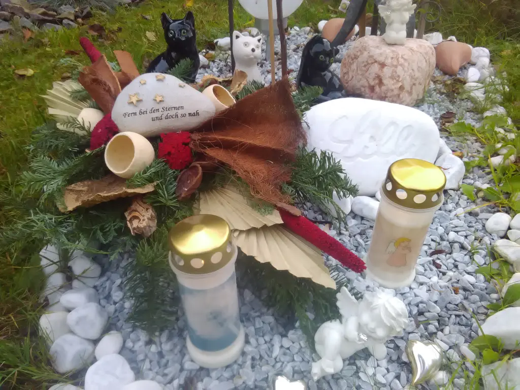 Condolence image of Monika