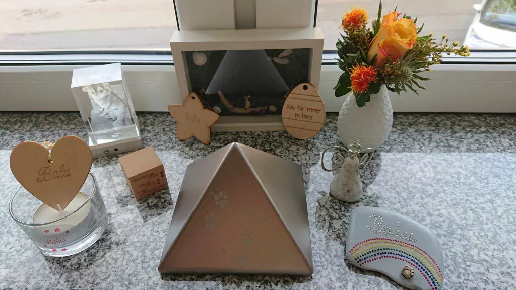 Condolence image of Ina