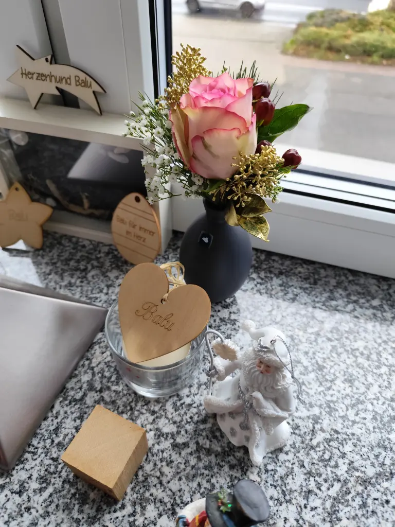 Condolence image of ♥️