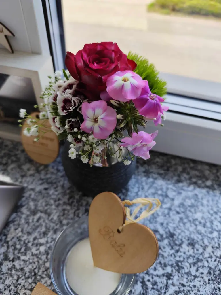 Condolence image of Ina