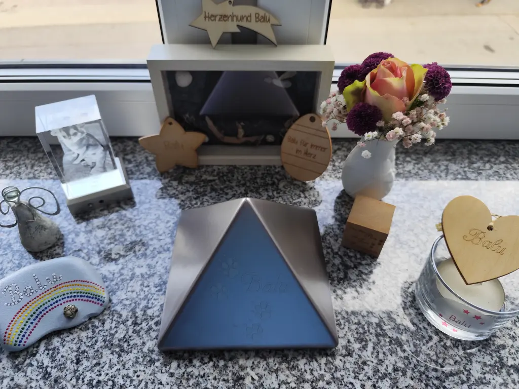 Condolence image of Mama 