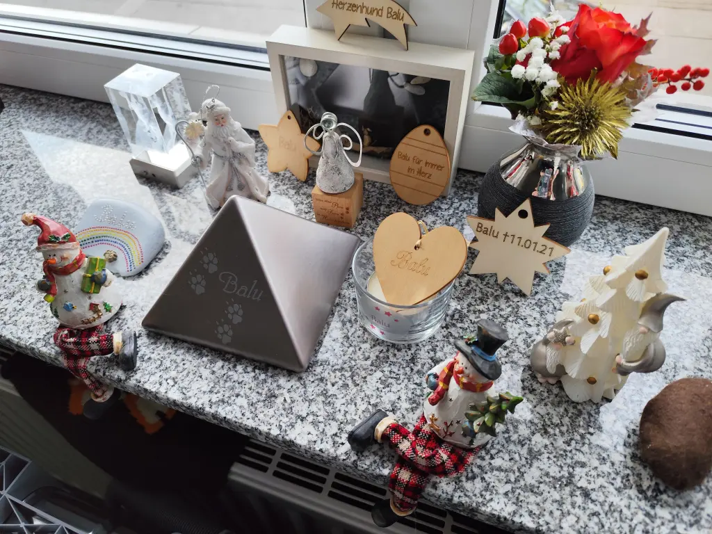 Condolence image of Ina