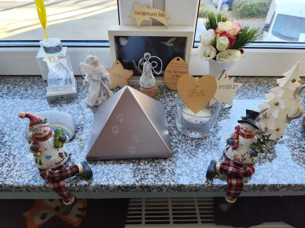 Condolence image of ❤️