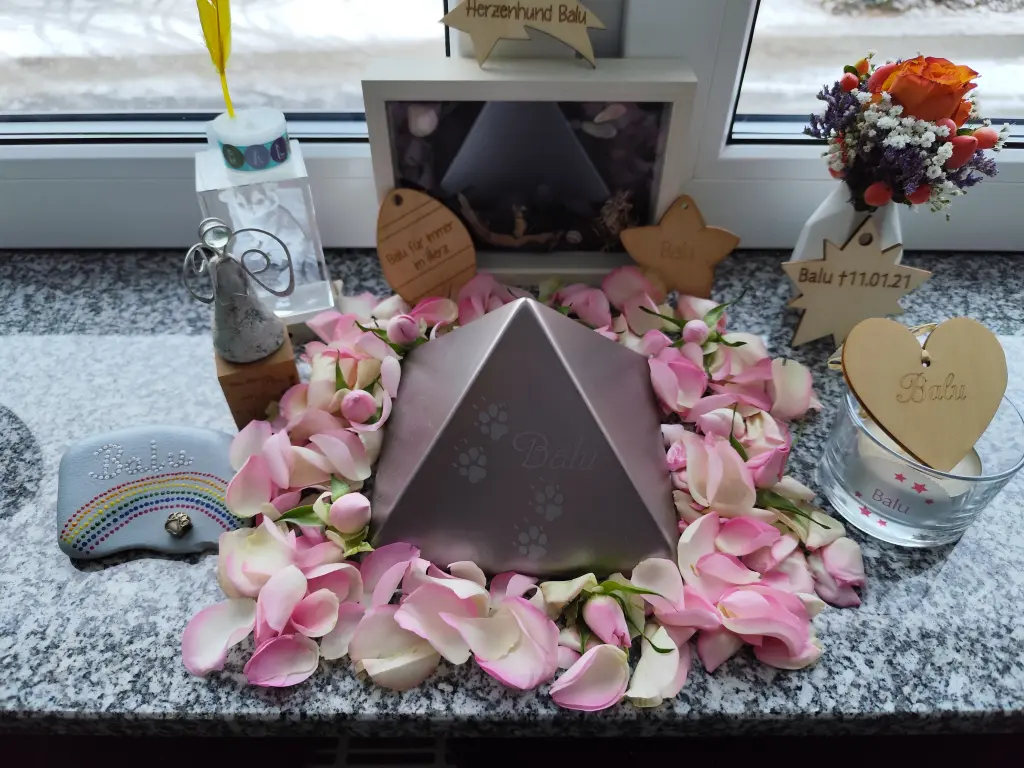 Condolence image of Mama