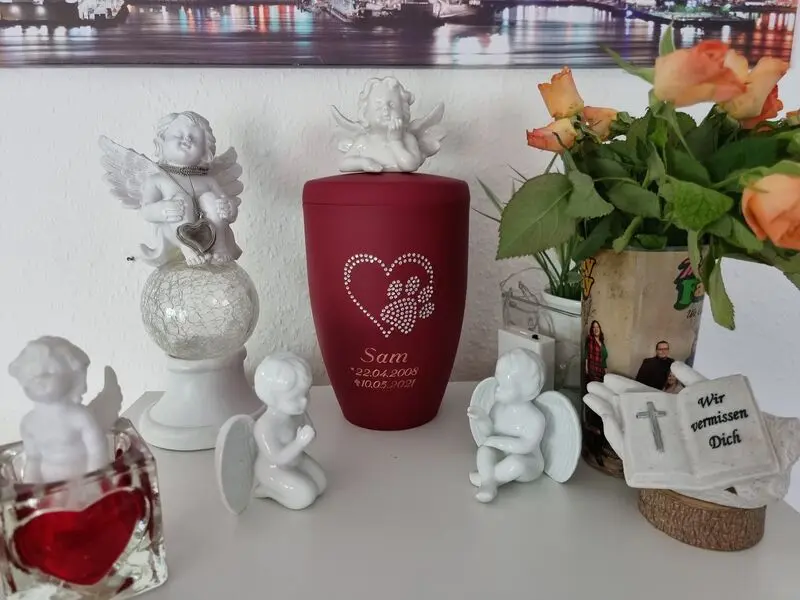 Condolence image of Dennis