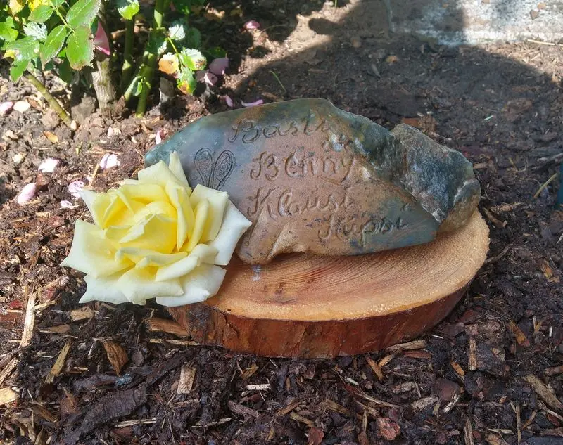 Condolence image of Christiane
