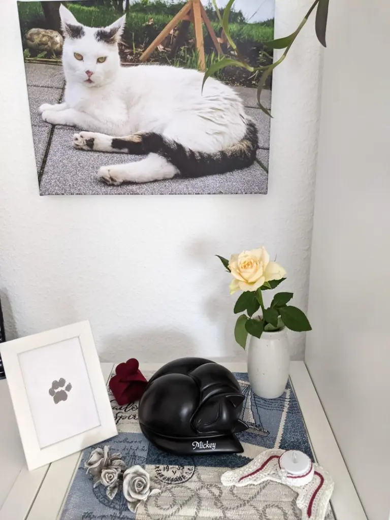 Condolence image of Christine