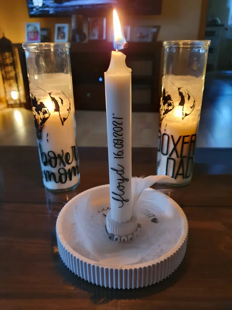 Andachtsbild von Karina und Jörg mit Floyd im ❤ 