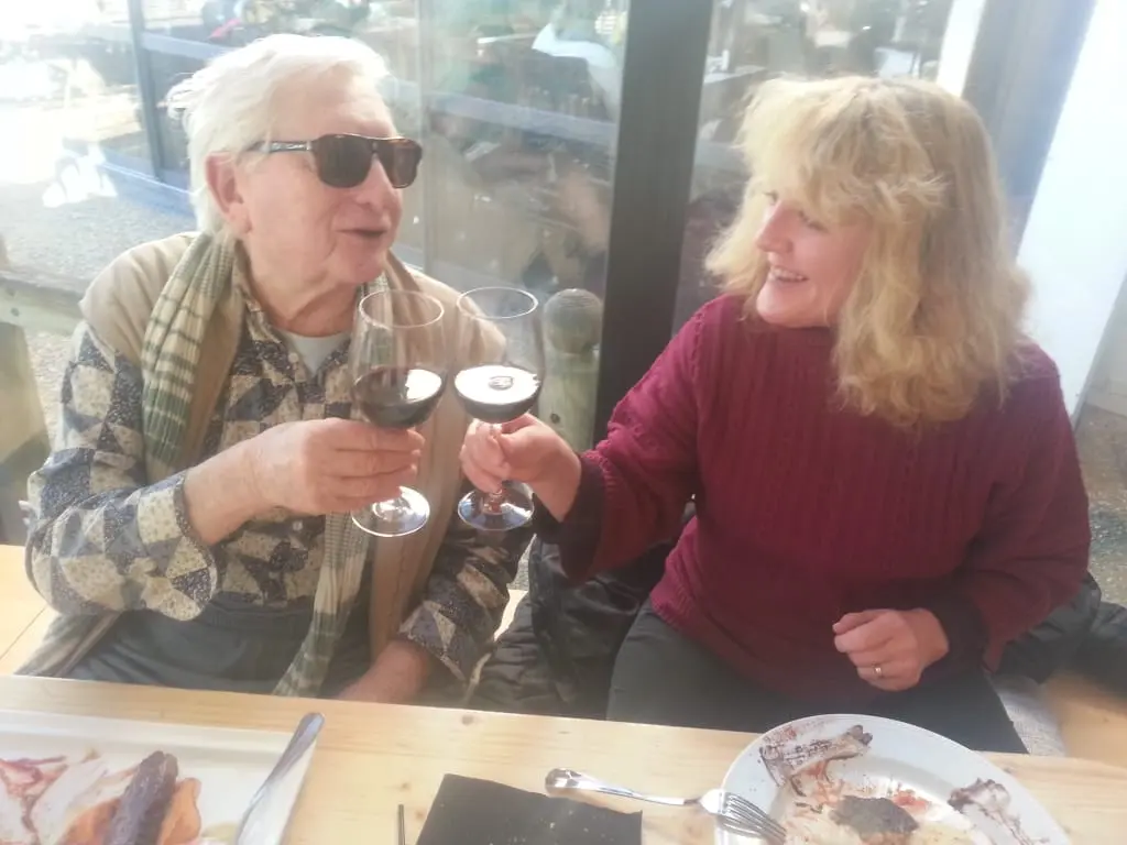 Andachtsbild von Rosen für Papas Ankunft bei Euch