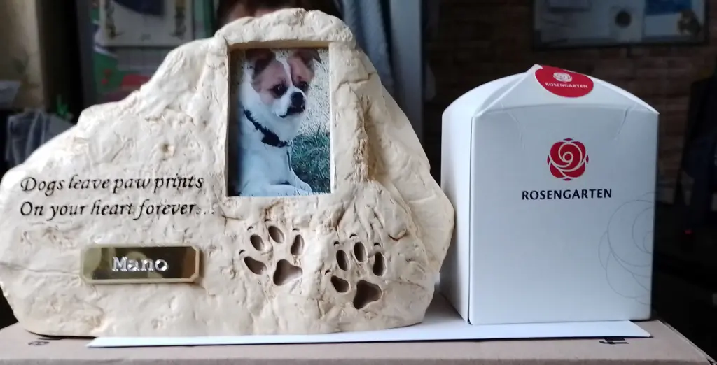 Condolence image of Volker