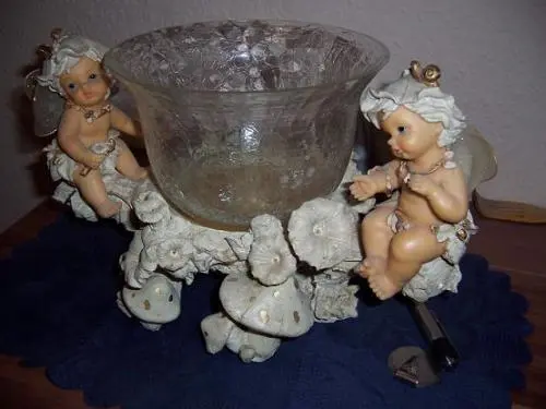 Image from Von zu Hause : ,,Engelchen die dich beschützen,,