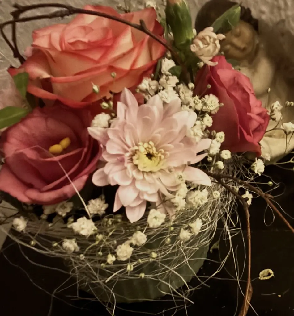 Condolence image of 🕯️🌹