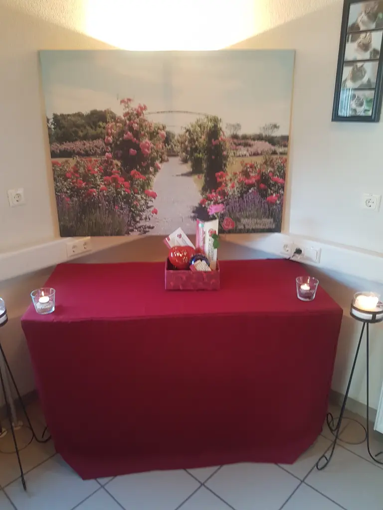 Condolence image of Karin