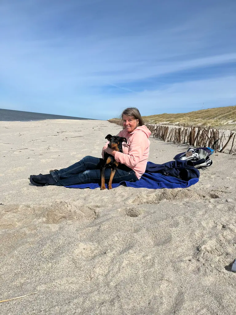Mit Sunny am Strand