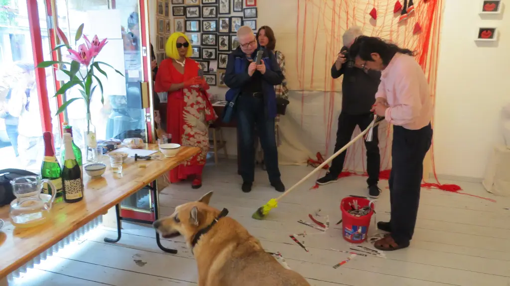 Luna in die Galerie Berlin 2022