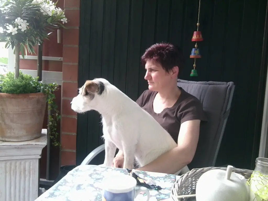 Andachtsbild von Kerstin mit Gismo im Herzen