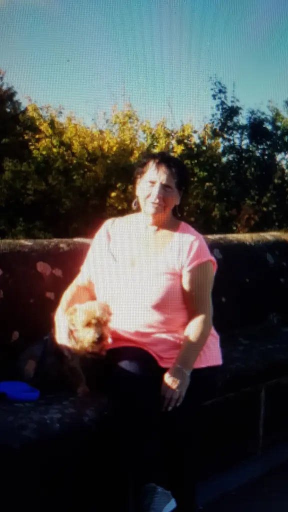 Condolence image of Rena