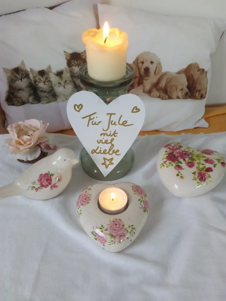 Andachtsbild von Marika mit Balou und Hippo im Herzen